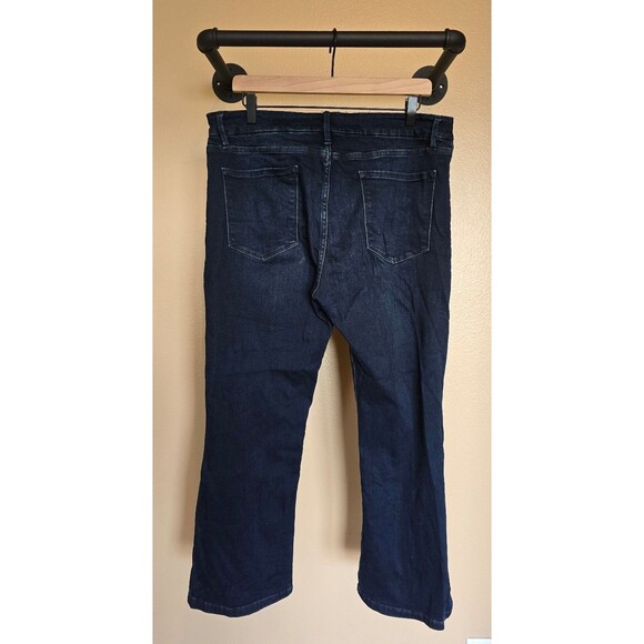 FRAME darker blue denim Le Crop Mini Boot jeans women's size 33 - Picture 3 of 12